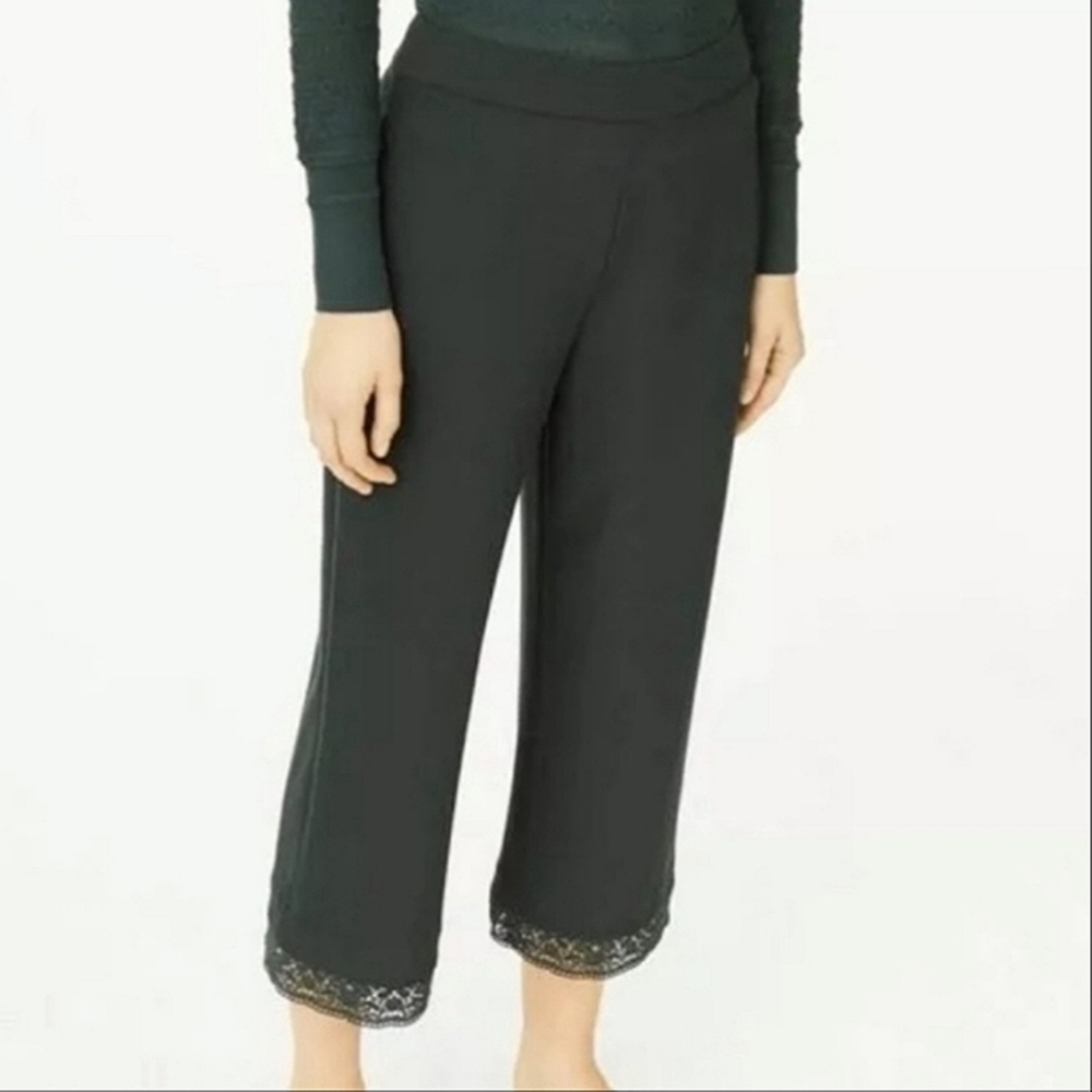 Club Monaco Prudent Capri Pant